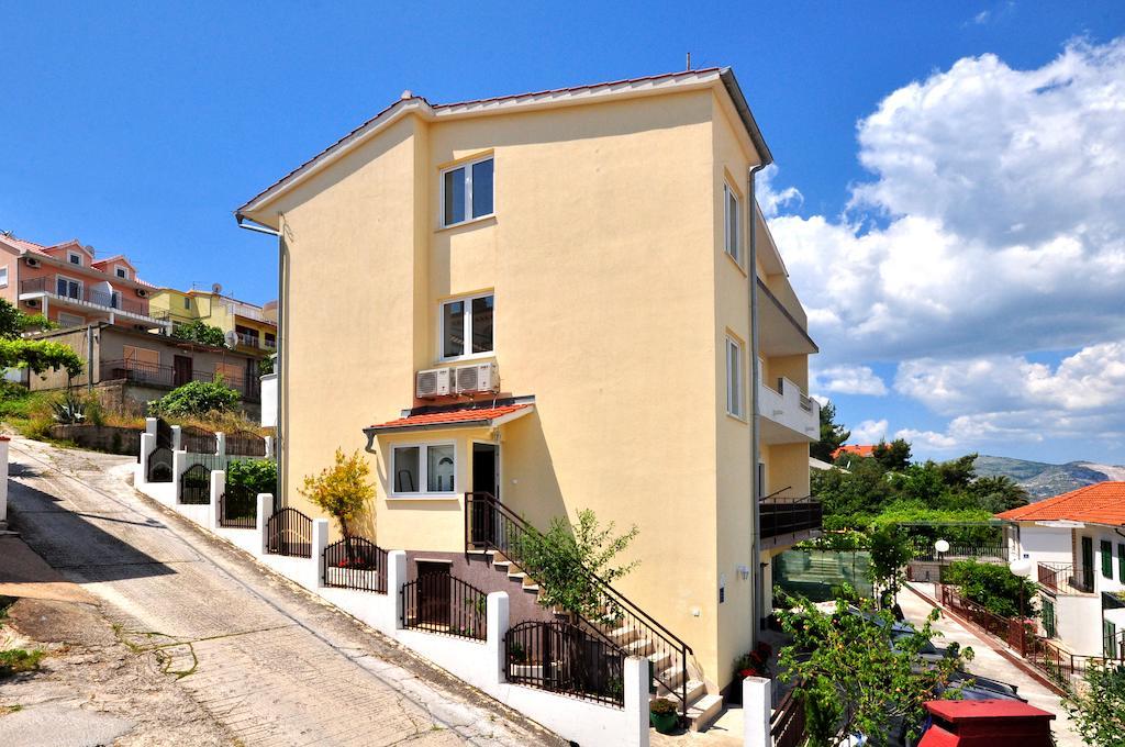 Apartments Sakal Trogir Room photo
