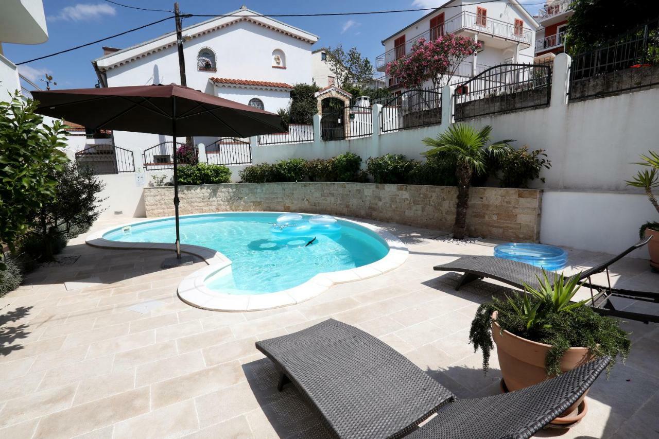 Apartments Sakal Trogir Exterior photo