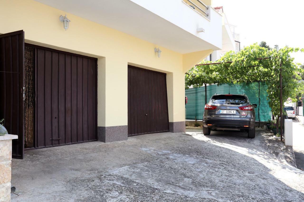 Apartments Sakal Trogir Exterior photo