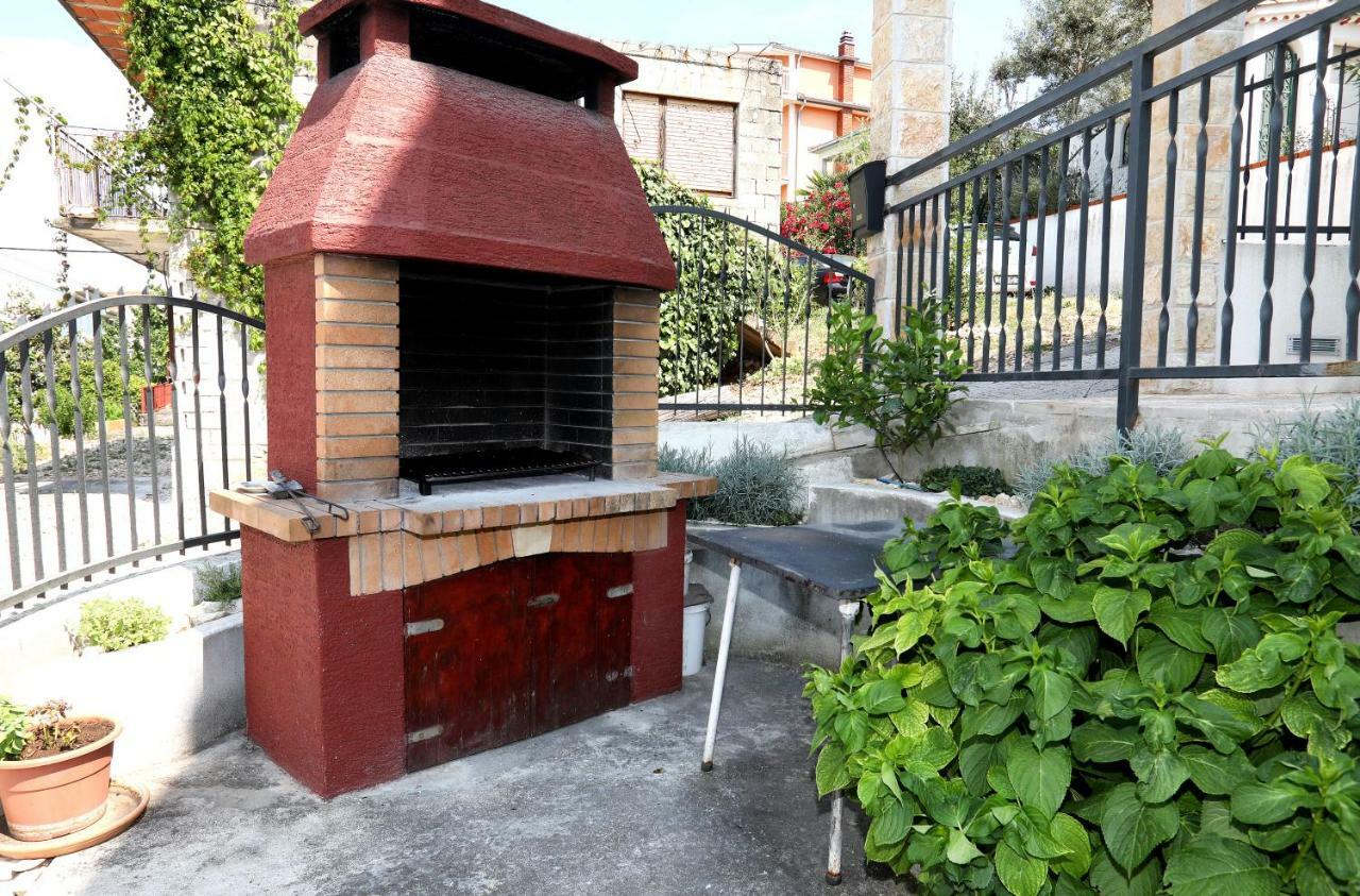 Apartments Sakal Trogir Exterior photo