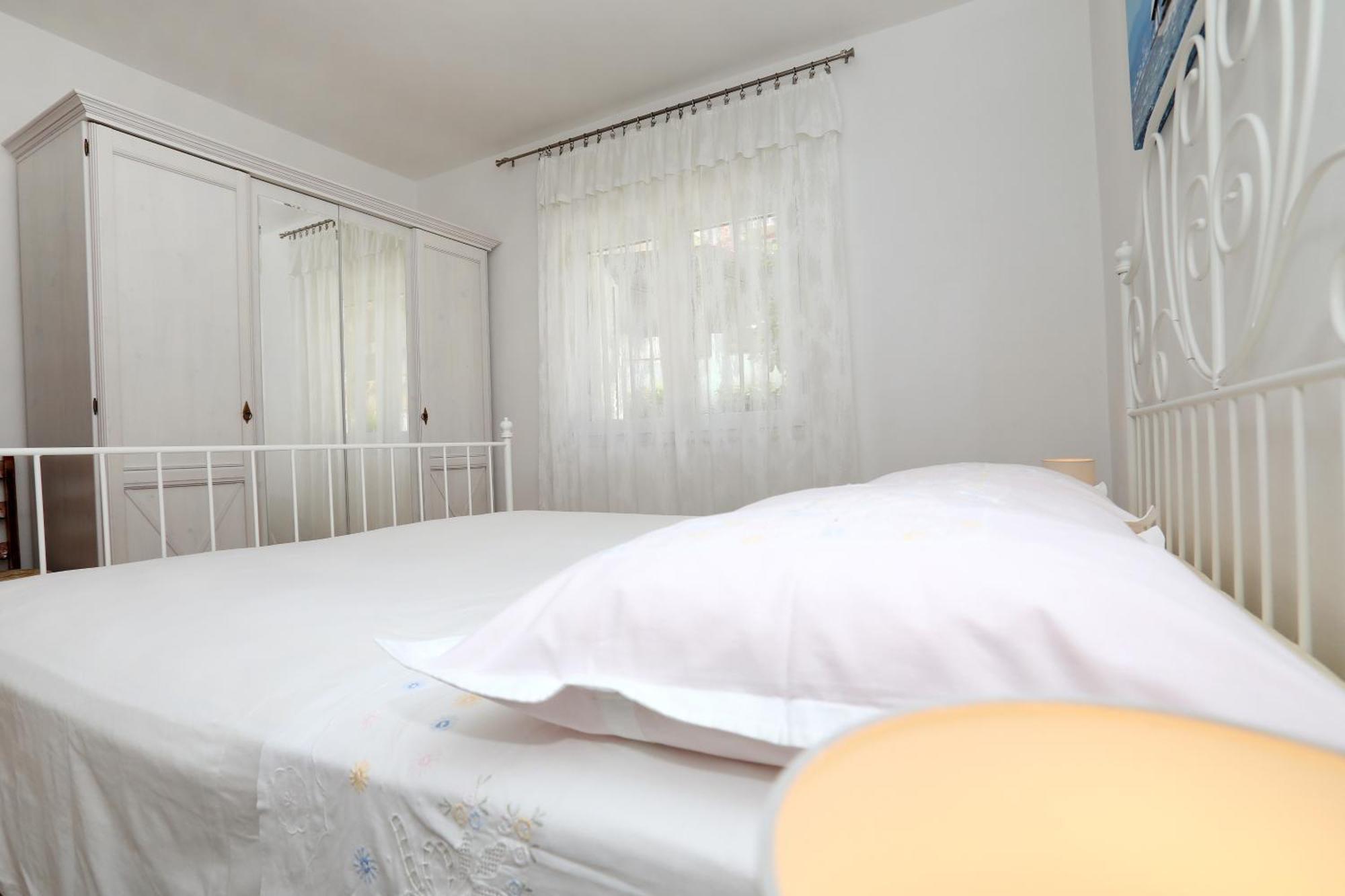 Apartments Sakal Trogir Exterior photo